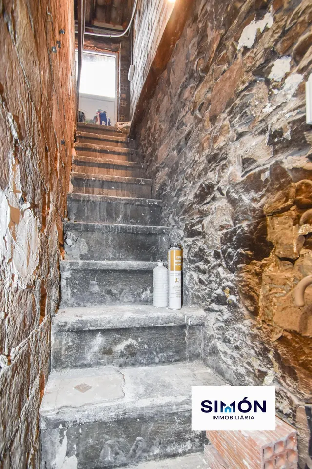 ¡Piso recién reformado con 3 habitaciones y traster 90m2 en Sallent! — 27