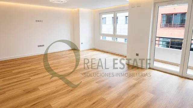 Piso en el Centro de Alicante, con plaza de garaje, eleganci - foto 4