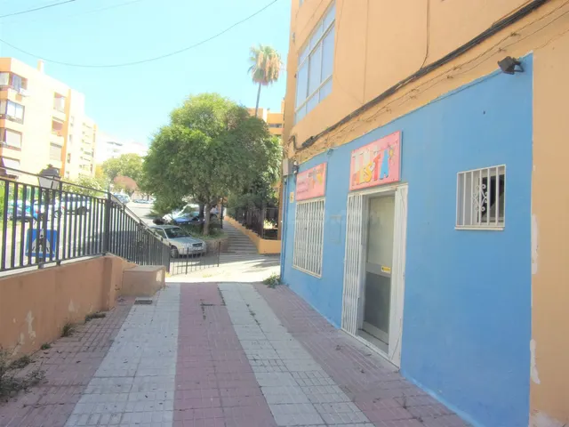 Local comercial 1 habitación 40m² en venta - Marbella - foto 3