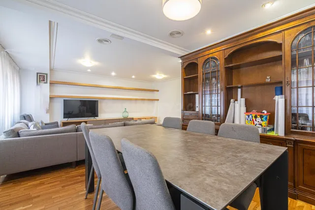 Te presentamos tu nueva casa en el centro: ascensor, 3 habitaciones (con posibilidad de 4), 2 baños, trastero.... y excelentes calidades!!!! — 5