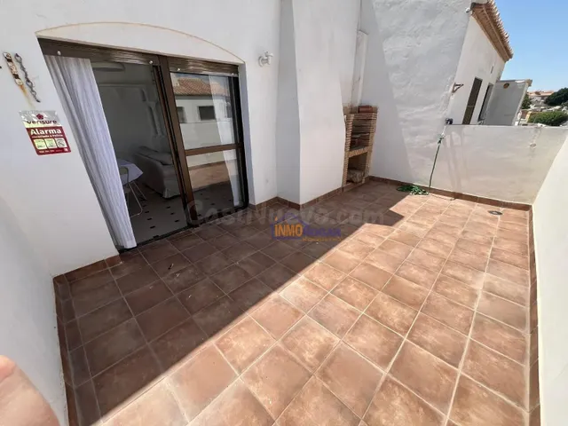 Ático en primera línea de playa con gran terraza y vistas fr - foto 3