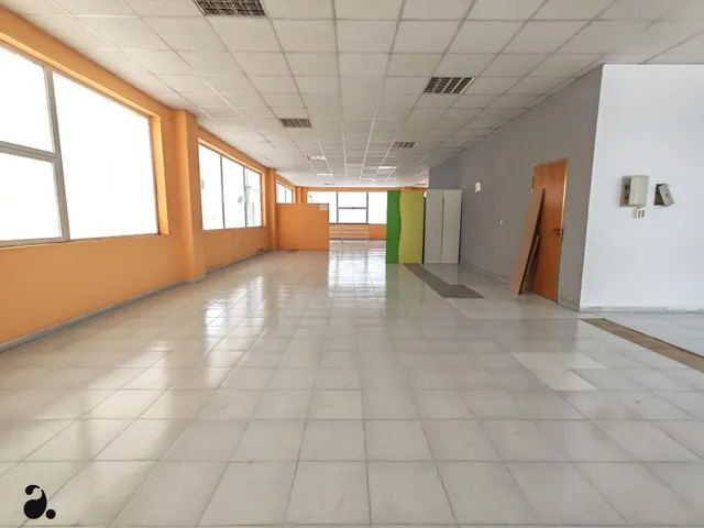 LOCAL COMERCIAL EN ALQUILER EN P-29 COLLADO VILLALBA — 23
