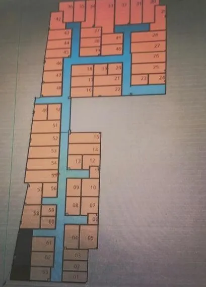 Gran local de 590 m2 en Mataró — 6