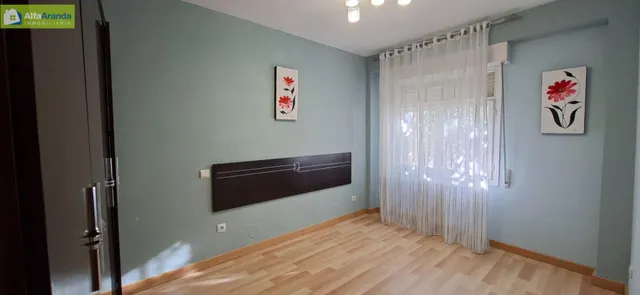 Piso reformado con patio privado en el centro de Aranda de Duero — 6