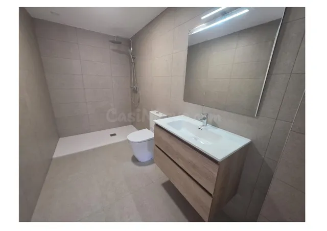 Piso con terraza privada de obra nueva en av. barberà — 3