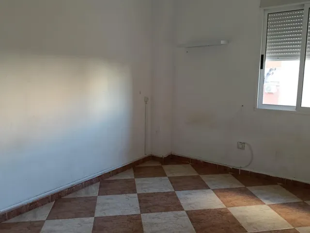 Vivienda por avenida sanidad publica cerca al estadio — 13