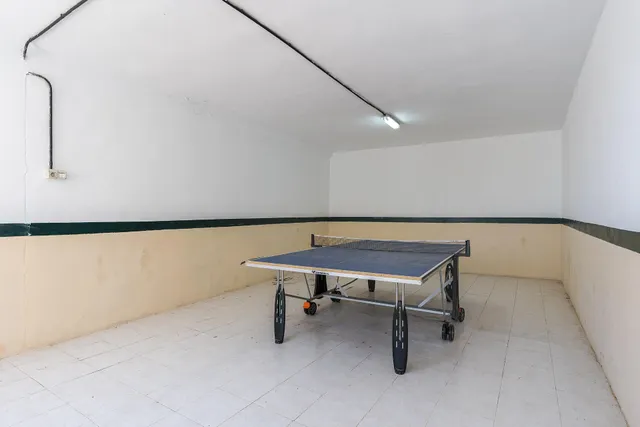 ADOSADA EN URBANIZACIÓN EN HUETOR VEGA — 37