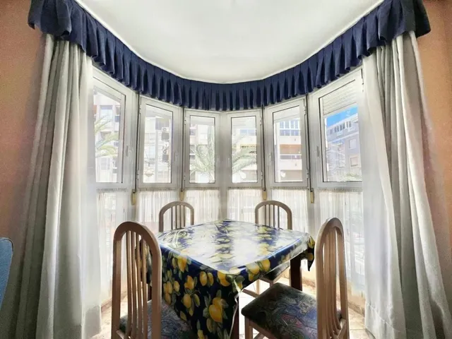 Apartamento 2 habitaciones 72m² en venta - Estacion de autobuses — 12
