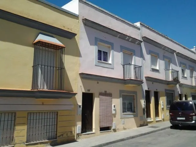 Venta casa en Burguillos (Sevilla)