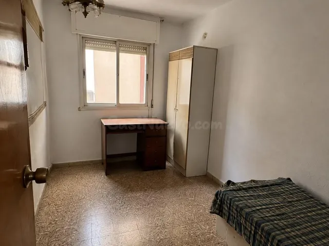 Piso de 118 m2 con gran potencial en La Ràpita - foto 4
