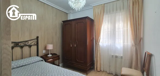 Grupo gespain ofrece piso en venta en puerta del angel — 30