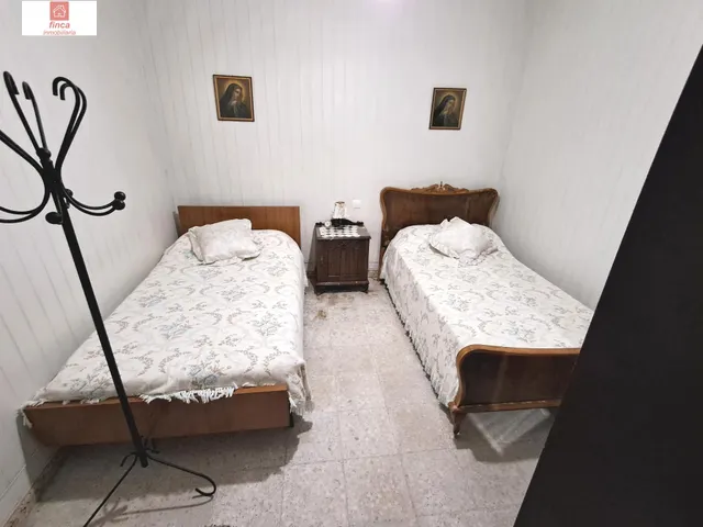 Venta Puebla de la Calzada zona centro vivienda de planta baja de esquina con garaje — 9