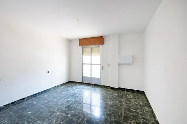 🏠 AMPLIO PISO EN EL CENTRO DE ALCALÁ LA REAL – 190 m2 CON TERRAZA Y OPCIÓN DE GARAJE — 28
