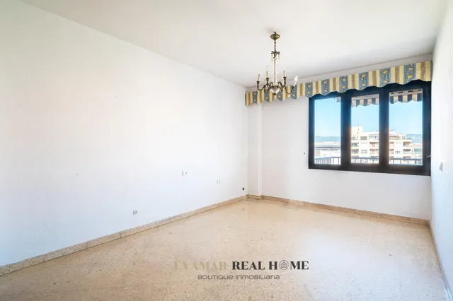 AMPLIO PISO DE 180 m2 CON TERRAZAS Y VISTAS DESPEJADAS EN AVENIDAS-FONERS. ¡REFORMA A TU GUSTO! — 5