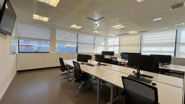 Oficina 1700m² en alquiler - Villaviciosa de Odón — 36