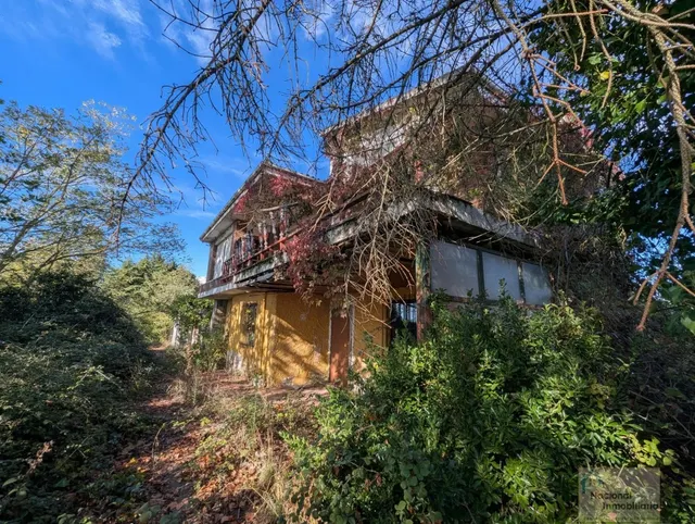 Casa-Chalet en Venta en Valverde De La Virgen León — 13