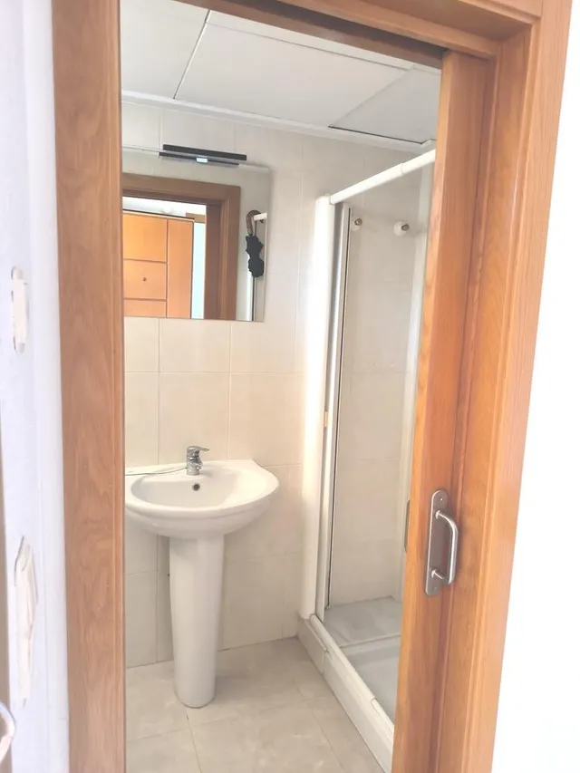 Duplex de 5 dormitorios y sotano privado — 17