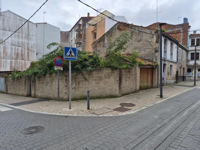 Solar de 273 m2 en Carballo centro (B+3+BC) — 6