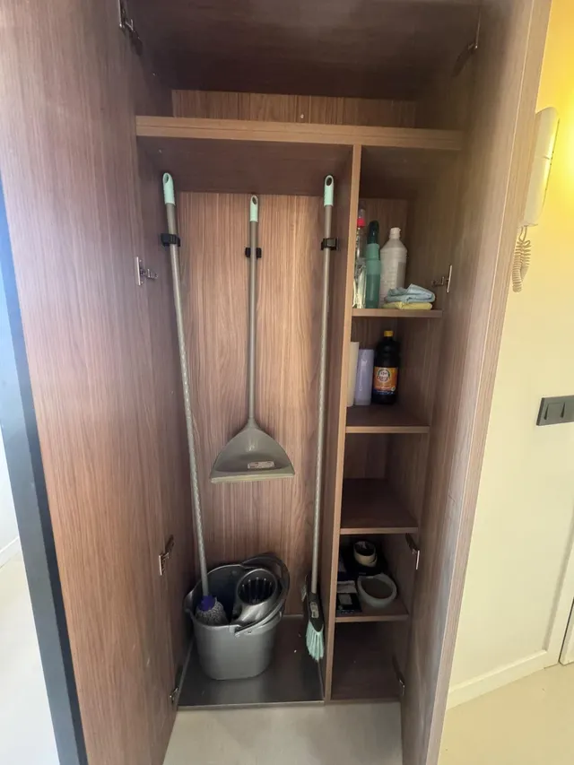 Exclusiva vivienda exterior a estrenar junto a la Puerta del Sol — 33