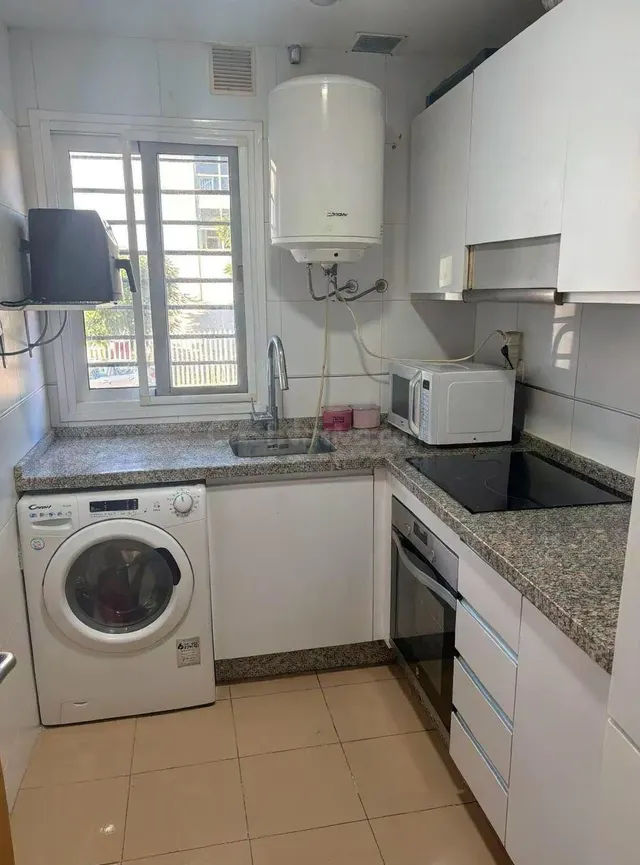 Precioso piso de 2 habitaciones cerca del mar en Torrebenagalbón — 5