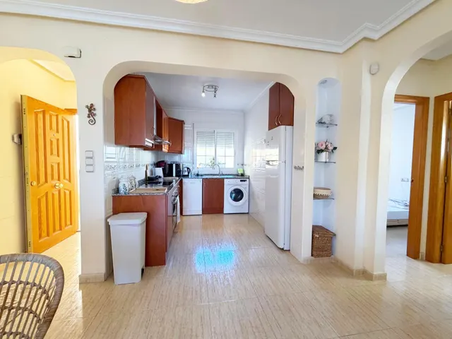Fantástico bungalow en planta alta con solárium privado en Lomas de Cabo Roig — 10