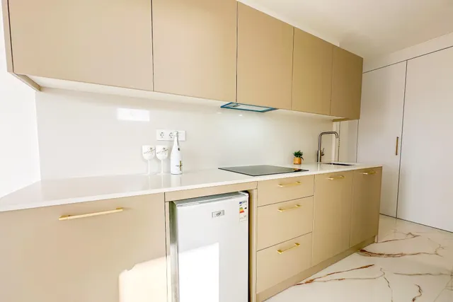 Apartamento reformado con dormitorio independiente y vistas al mar en puerto rico/amadores — 7