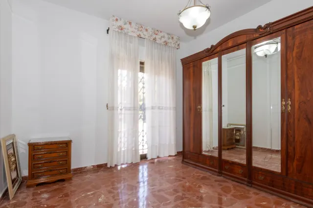 CASA EN CULLAR VEGA — 12