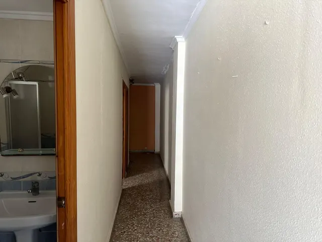 PISO AMPLIO Y LUMINOSO DE 4 habitaciones EN EL CENTRO DE EL VERGER — 23