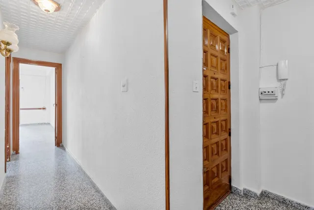 Piso exterior en esquina — 13