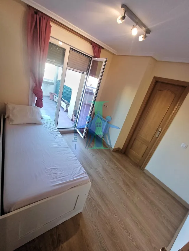 Inmohouse vende en exclusiva ático duplex y local con vado en zona carretas ref: o191 — 11