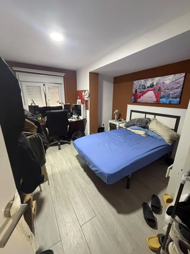 Piso reformado en una calle tranquila, 3º sin ascensor con pocos vecinos. — 15