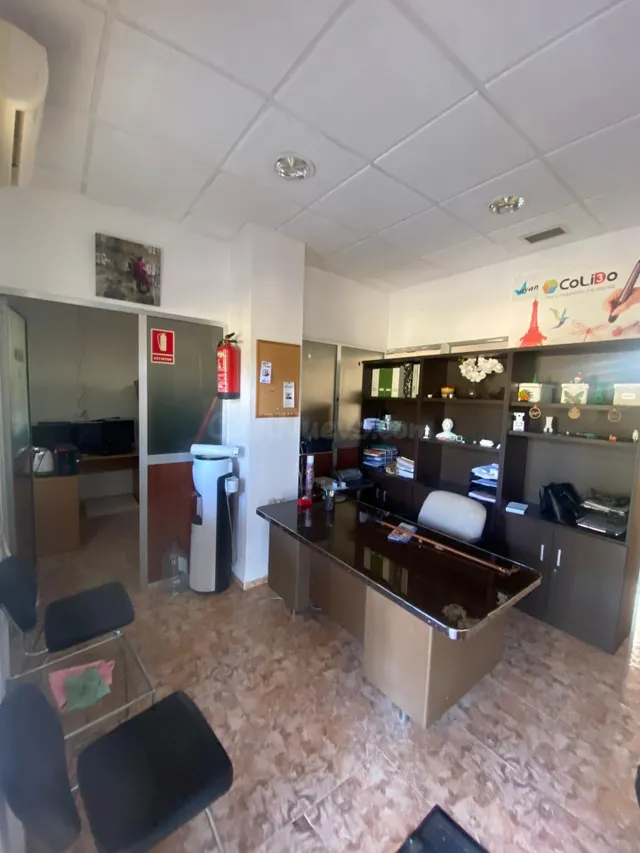 Local en perfecto estado en Aldea Moret – Ideal para negocio