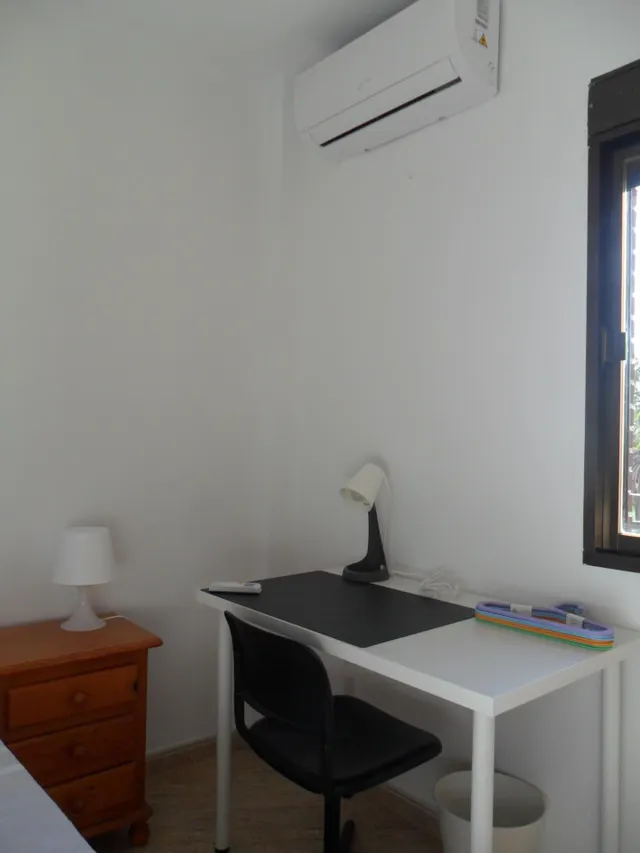 PISO REFORMADO PARA ESTUDIANTES — 46