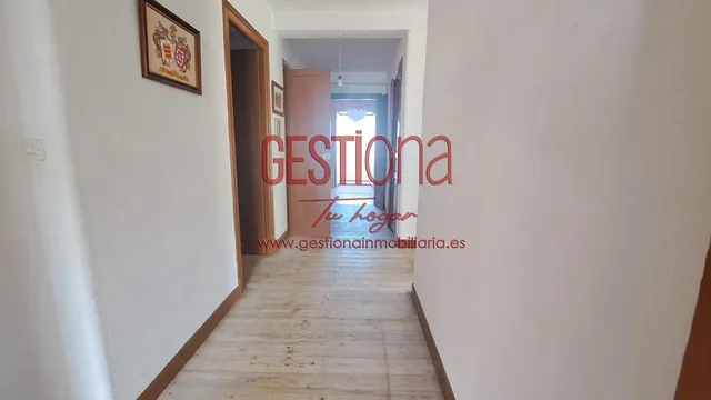 MAJESTUOSA CASA PARA REFORMAR. SOBA — 50