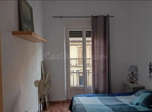 SE ALQUILA UN PISO EN PUENTE DEL CARBÓN IDEAL PARA TRABAJADO - foto 4