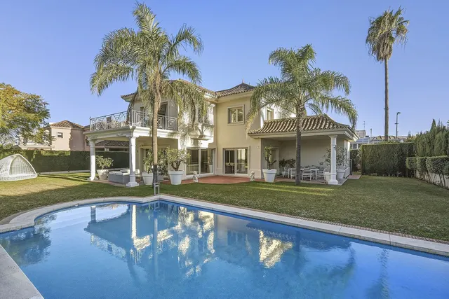 Chalet 5 habitaciones 307m² en venta - Marbella — 30