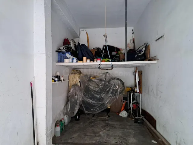GARAJE CON ACCESO DIRECTO DESDE LA CALLE — 3