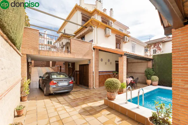VIVIENDA PAREADA EN MONTELUZ — 11