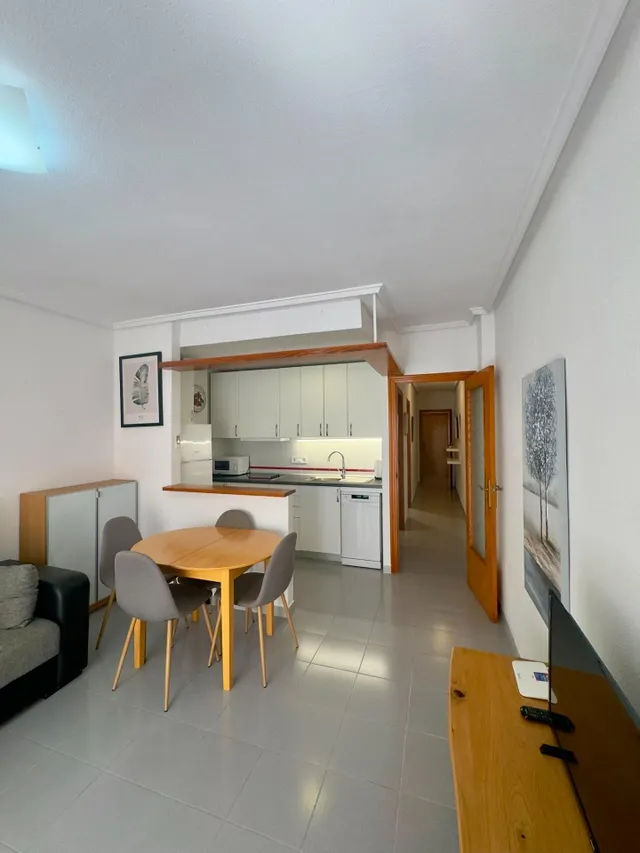 FANTASTICO APARTAMENTO EN EL CENTRO DE TORREVIEJA, IDEAL PARA PAREJAS — 6