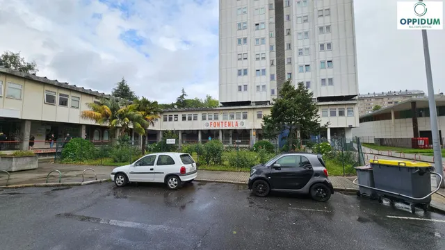 Oficina en venta en plaza de Luís Seoane, A Coruña