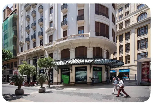 Exclusivo piso de diseño en el centro de valencia — 9