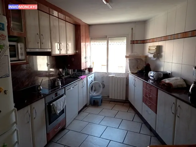 Se vende gran piso en La Almehora