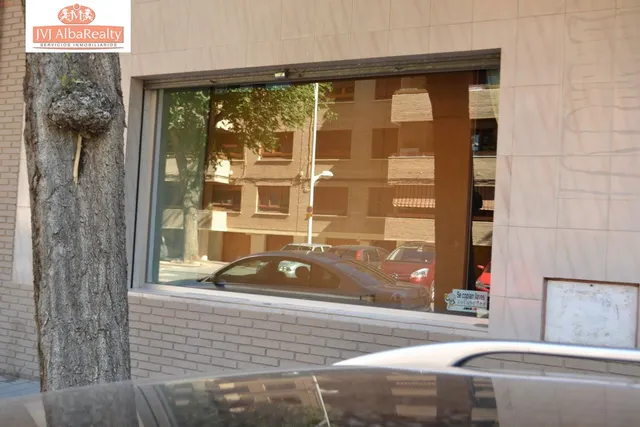 INTERESANTE LOCAL COMERCIAL EN VENTA EN ZONA estación-PARQUE LINEAL — 18