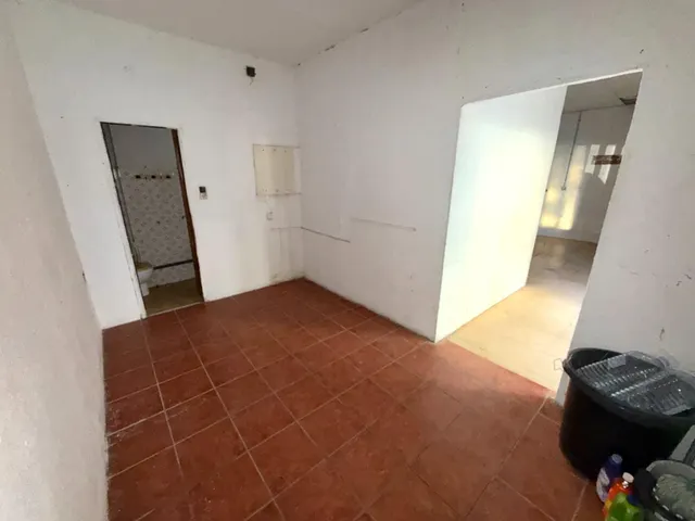 Local comercial con gran potencial frente a Mercadona — 10