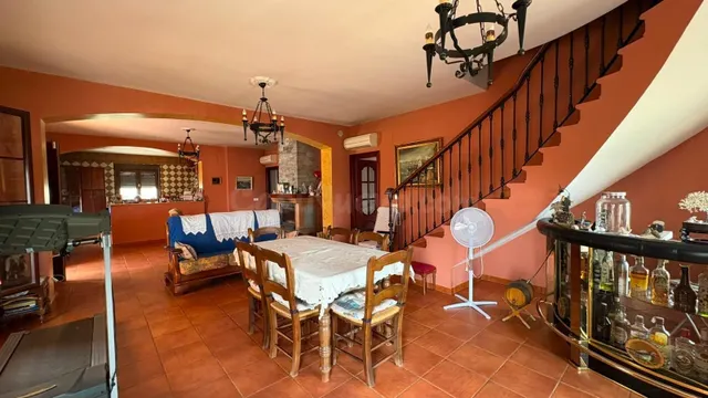 Un chalet unico donde vivir y disfrutar - foto 5