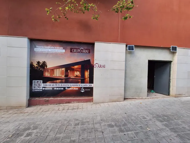 Amplio Local Comercial en San Nicolás de Bari - Benisaudet, Alicante por 99.000€ — 11
