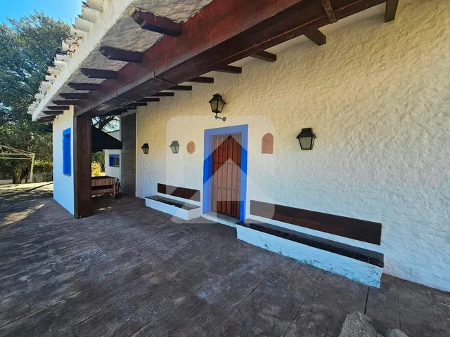 Espectacular villa en urbanización vigilada — 44