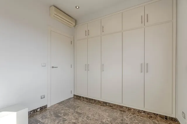 Exclusiva vivienda de alto standing en La Jonquera. — 50