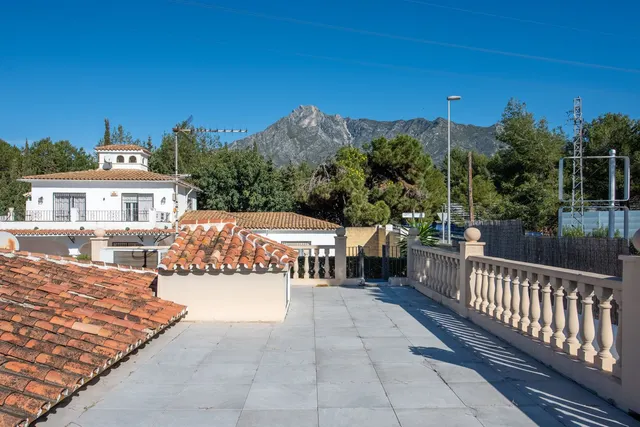 Chalet 3 habitaciones 240m² en venta - Costa Del Sol — 28