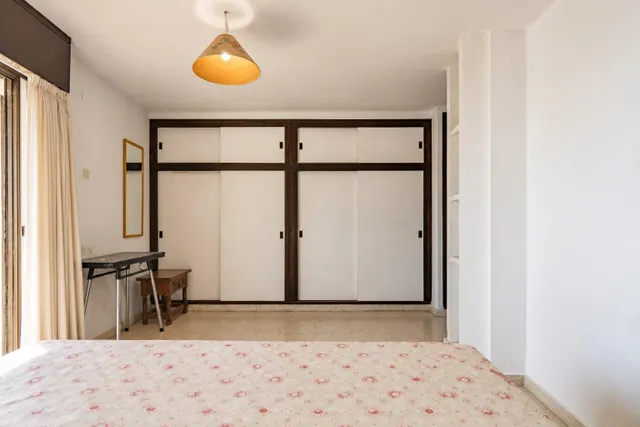 Dos apartamentos en uno, con espectaculares vistas al mar, junto al puerto deportivo de Estepona — 17